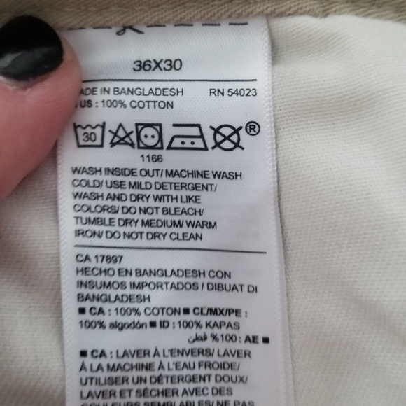 Old Navy Slim Uniform Non-Stretch Chino Pants - Picture 4 of 8